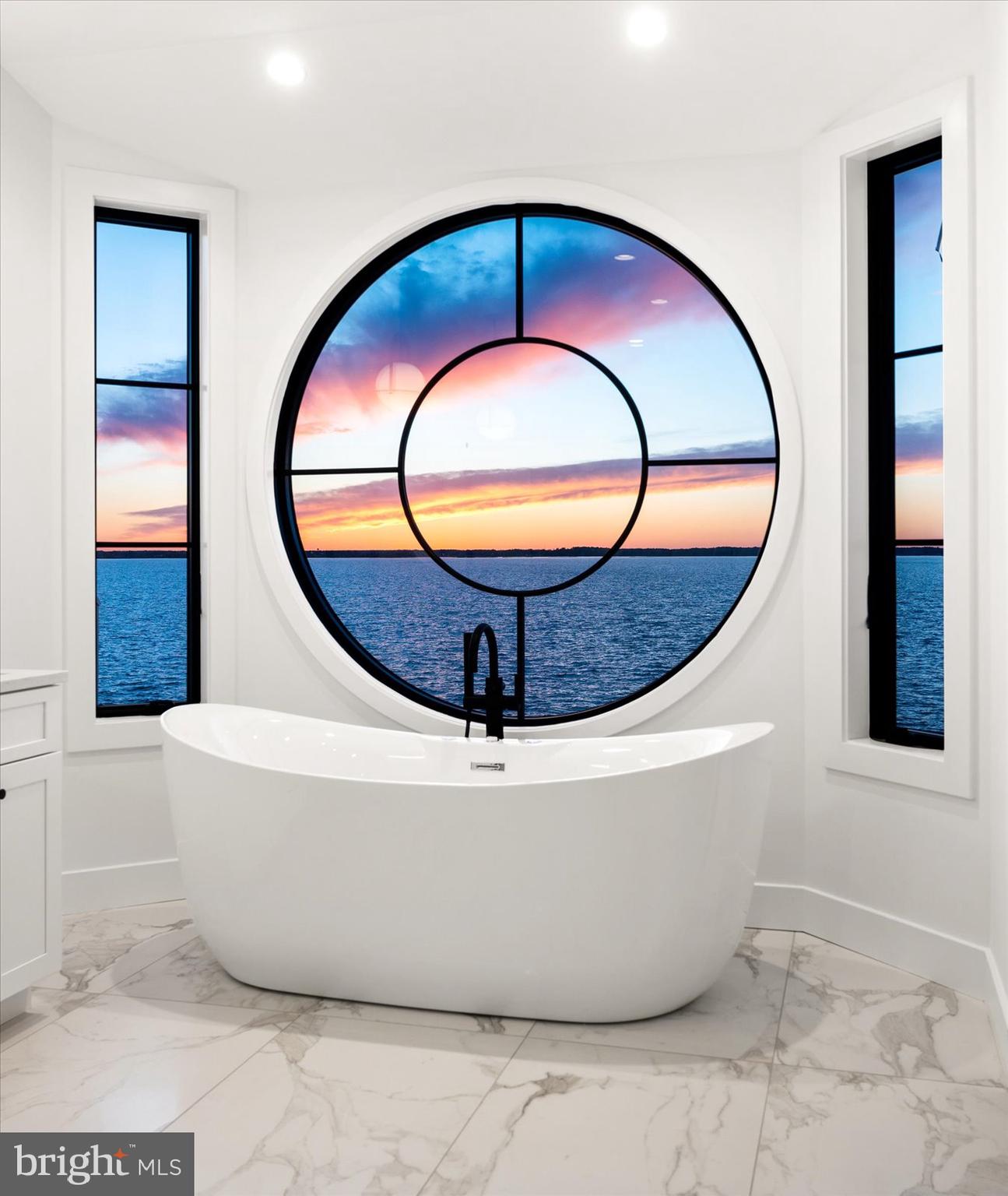 CAINE KEYS II EXT - Residential