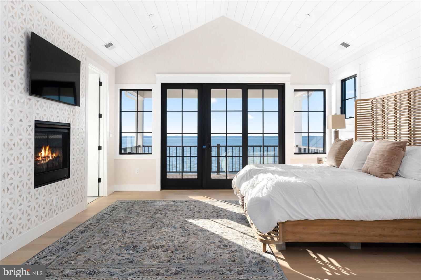 CAINE KEYS II EXT - Residential