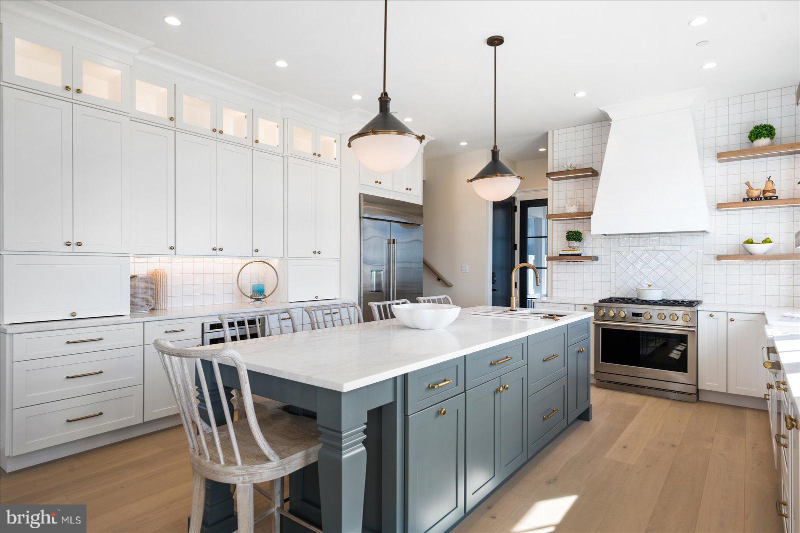 CAINE KEYS II EXT - Residential