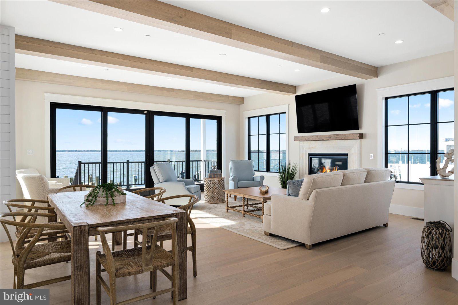 CAINE KEYS II EXT - Residential