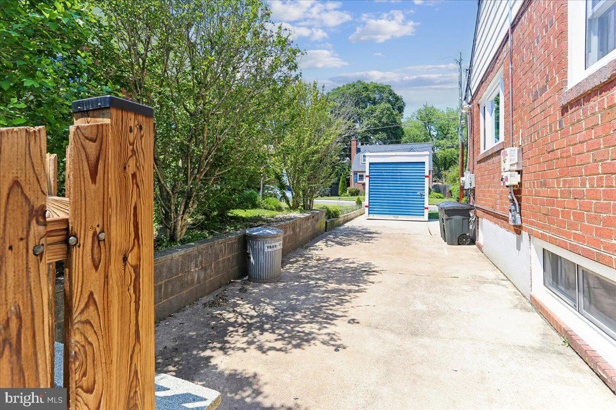 GLENVIEW - Residential