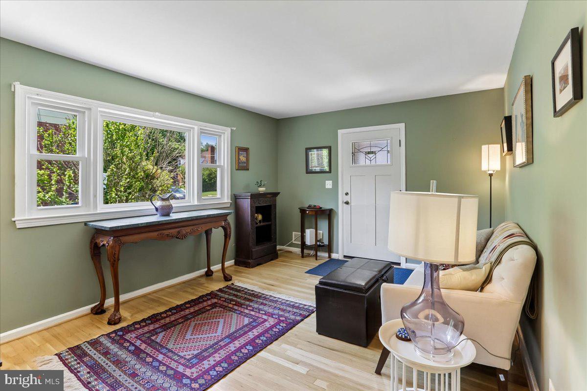 GLENVIEW - Residential