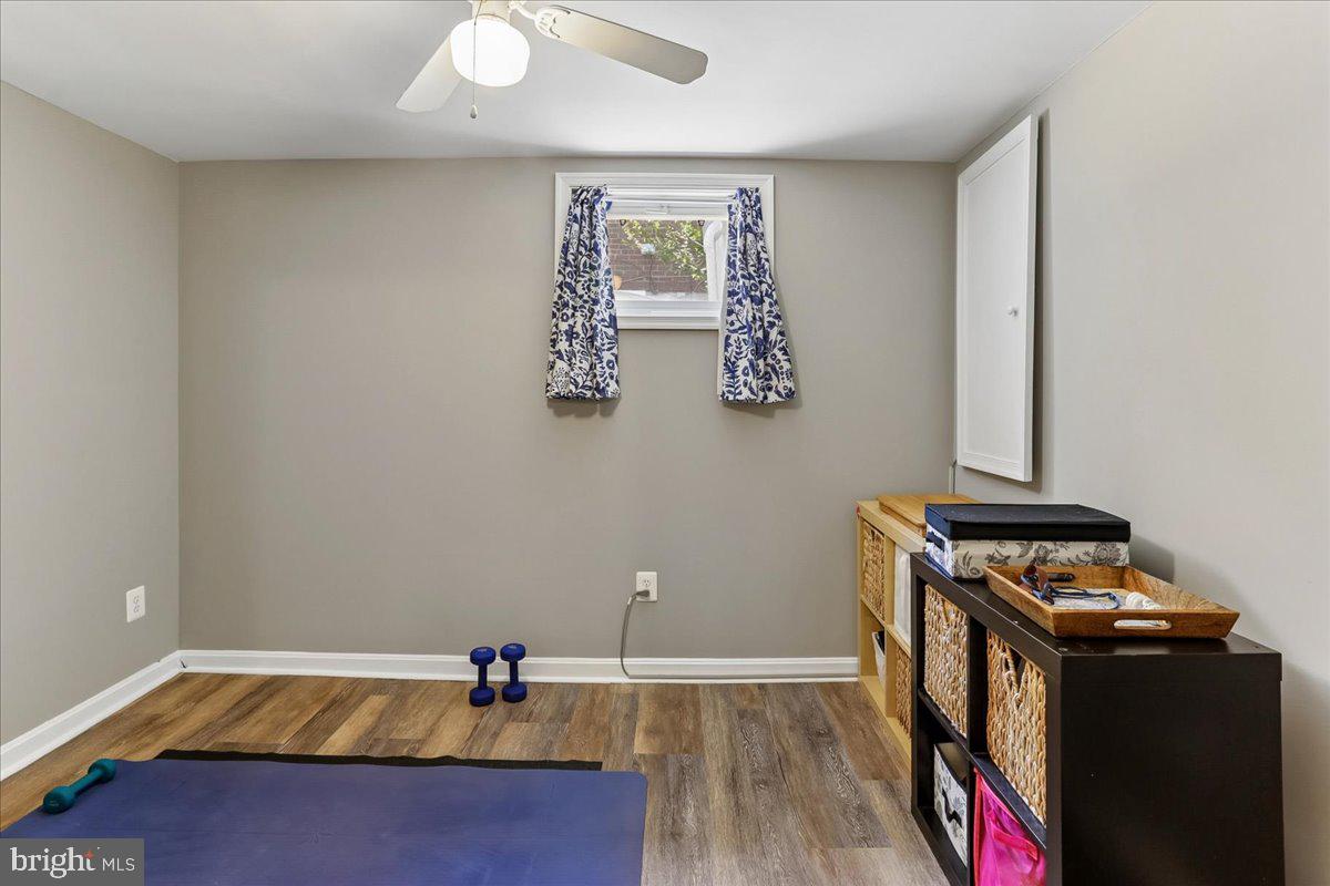 GLENVIEW - Residential