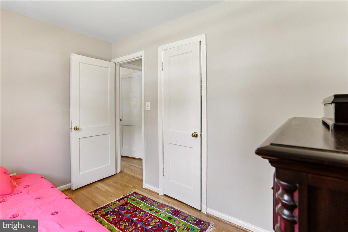 GLENVIEW - Residential