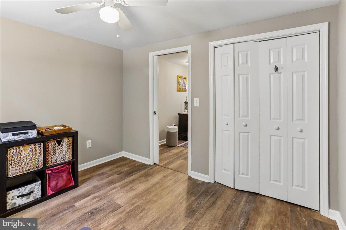 GLENVIEW - Residential
