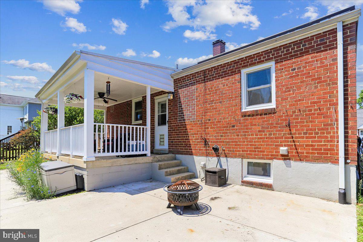 GLENVIEW - Residential