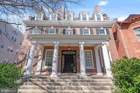 2007 Wyoming Avenue NW Unit 13, Washington, DC MLS: DCDC2190792