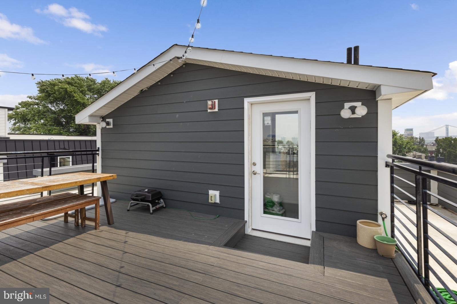 FISHTOWN - Residential Lease