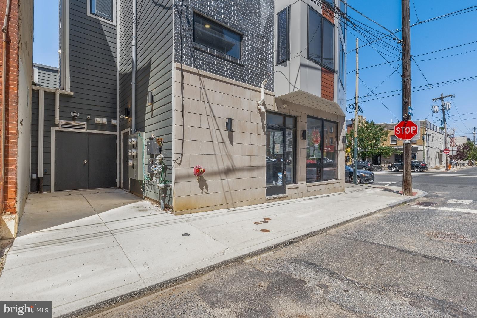 FISHTOWN - Residential Lease