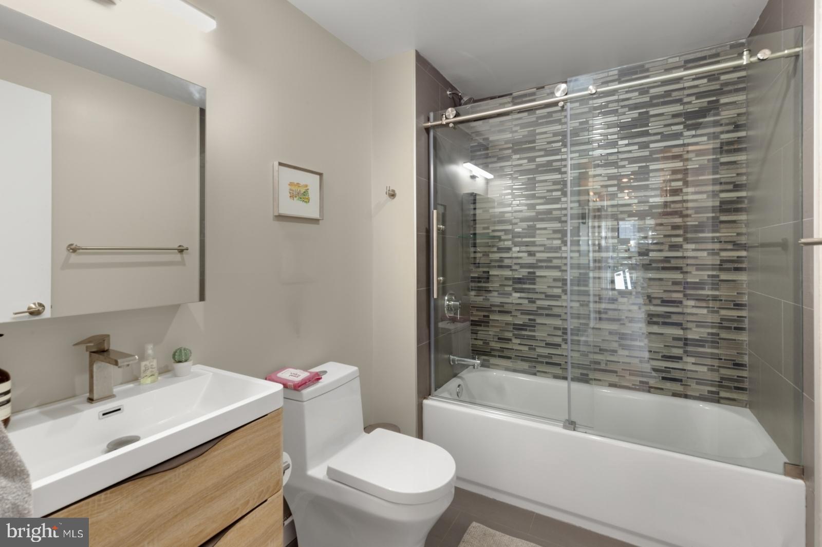 FISHTOWN - Residential Lease