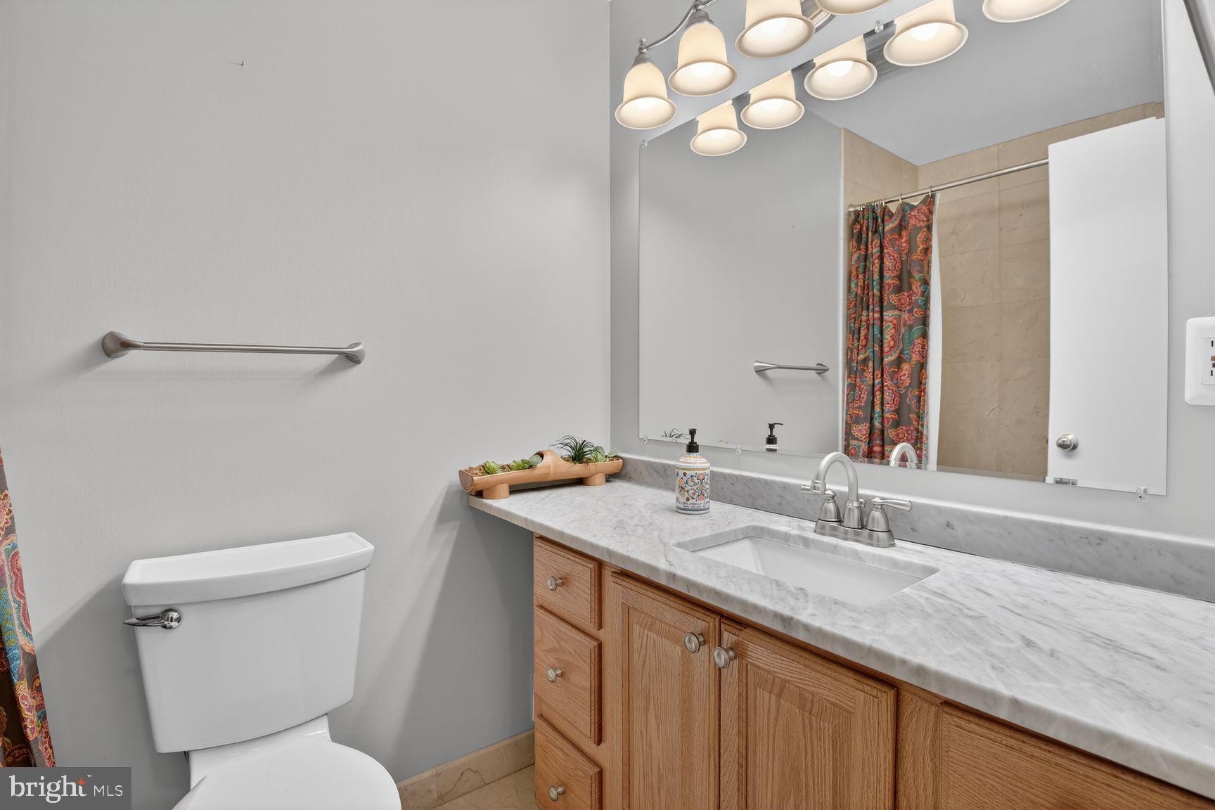 WOODLEY GARDENS - Residential