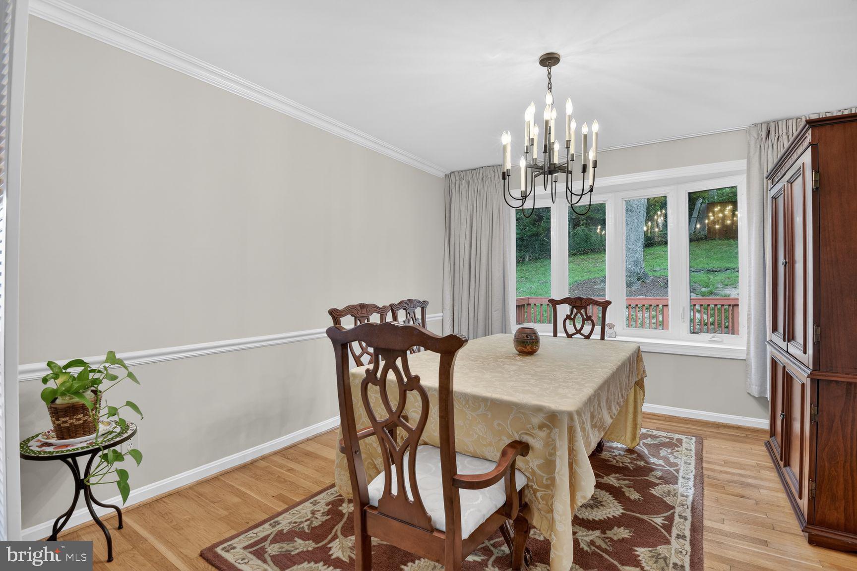 WOODLEY GARDENS - Residential