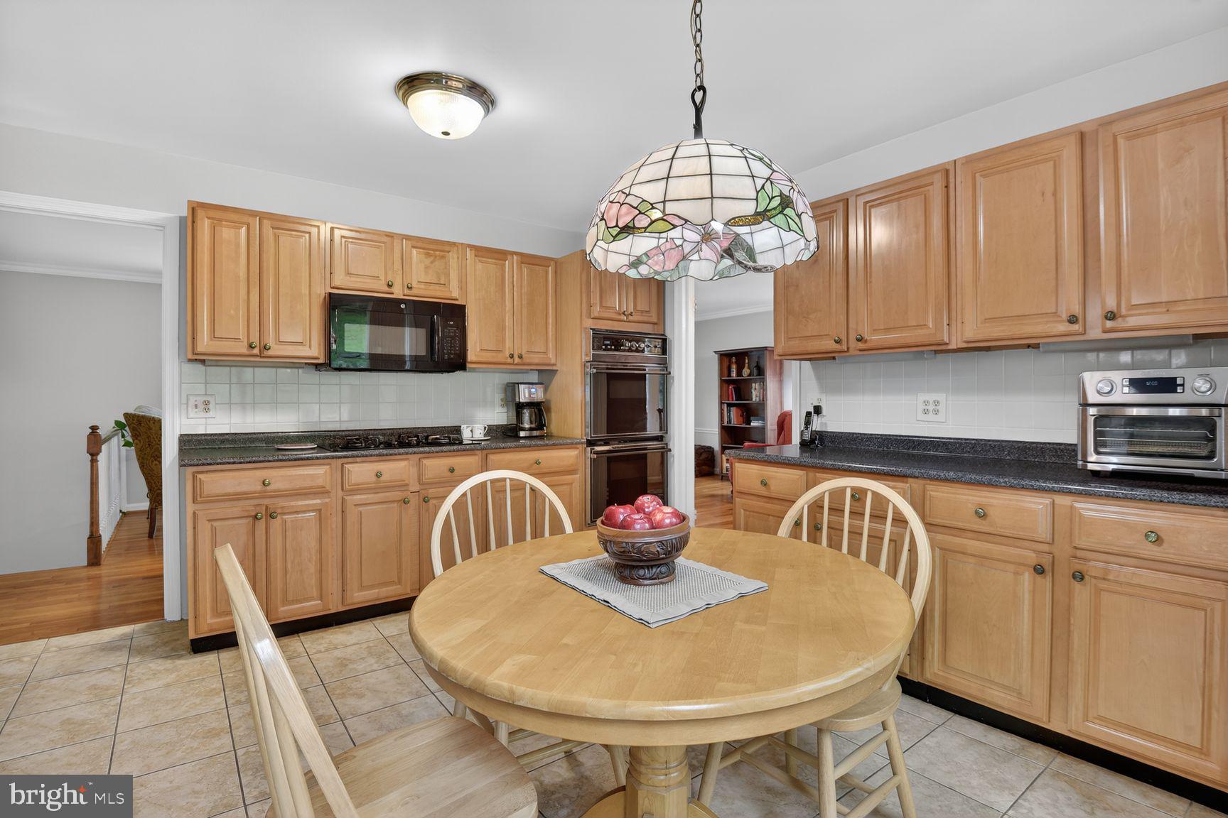 WOODLEY GARDENS - Residential