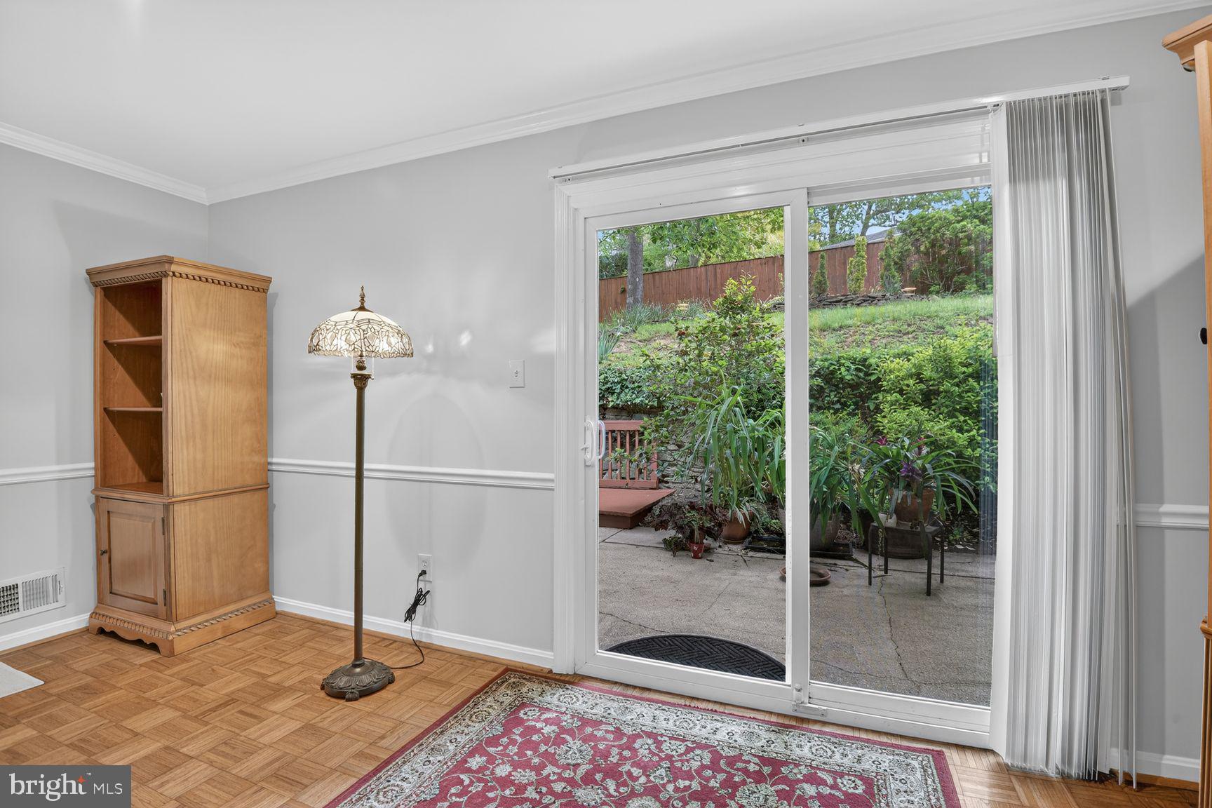 WOODLEY GARDENS - Residential