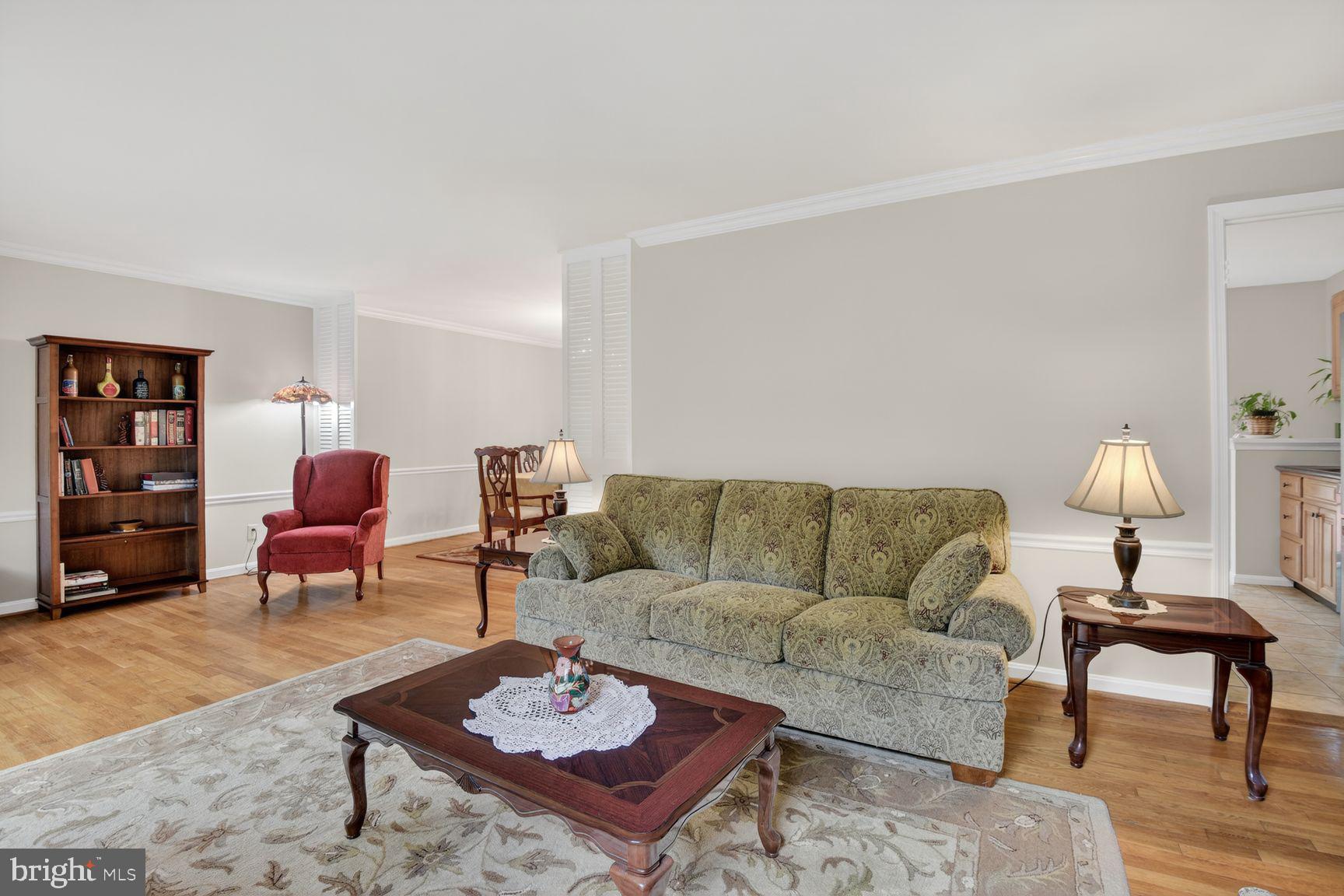 WOODLEY GARDENS - Residential