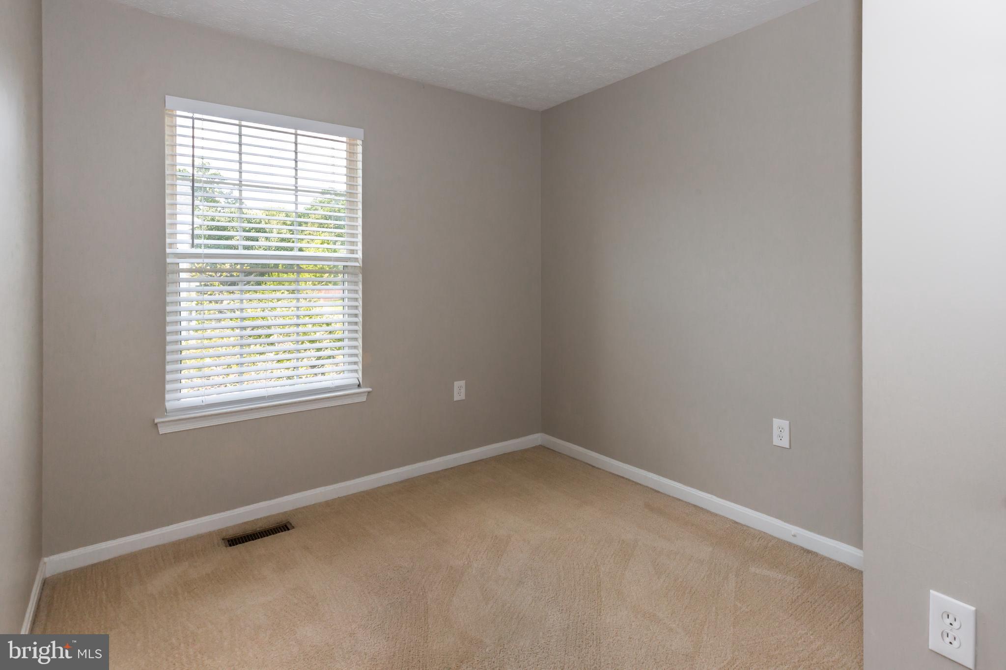 KINCAID FOREST - Residential