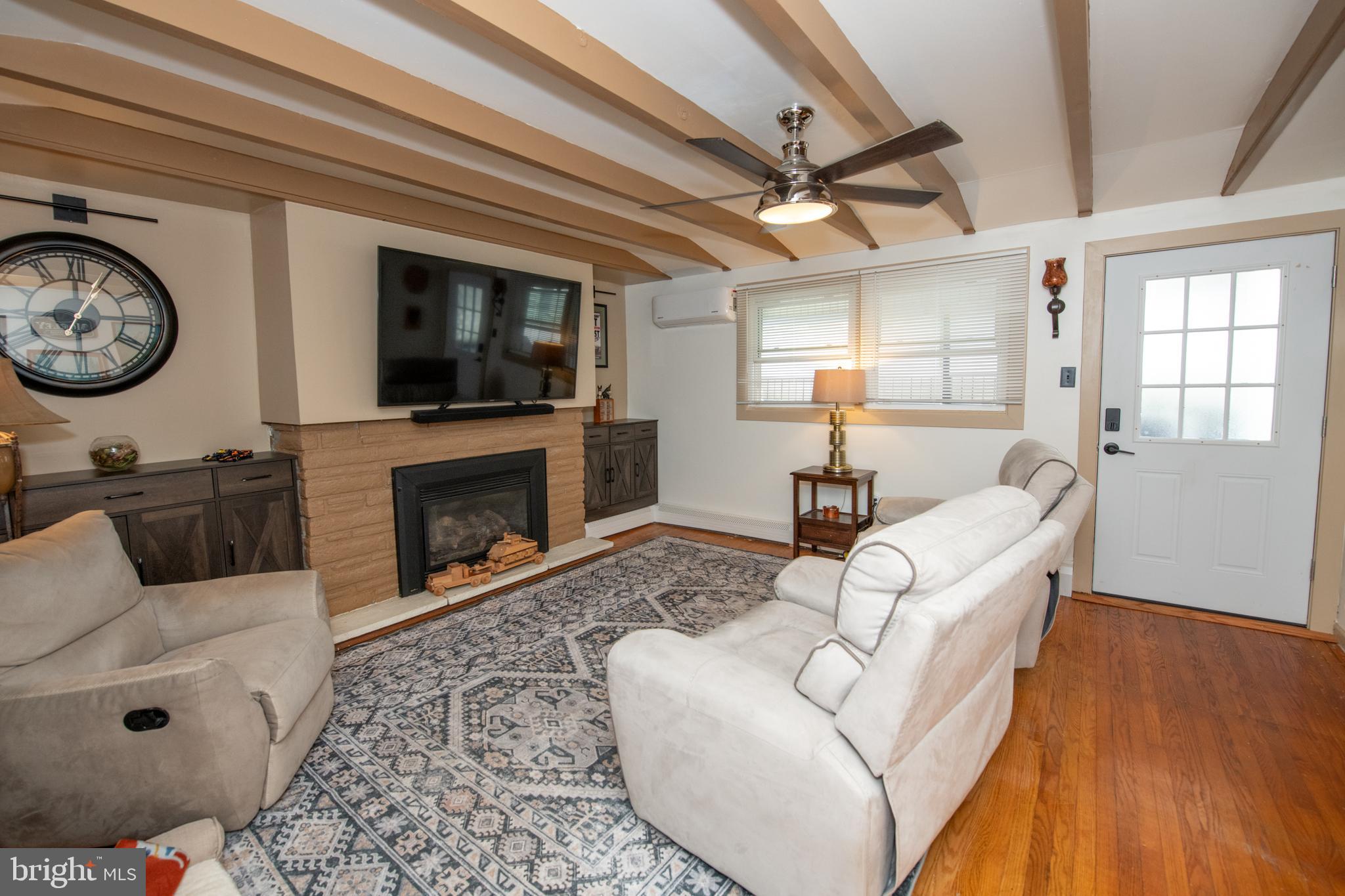 NESHAMINY HILLS - Residential