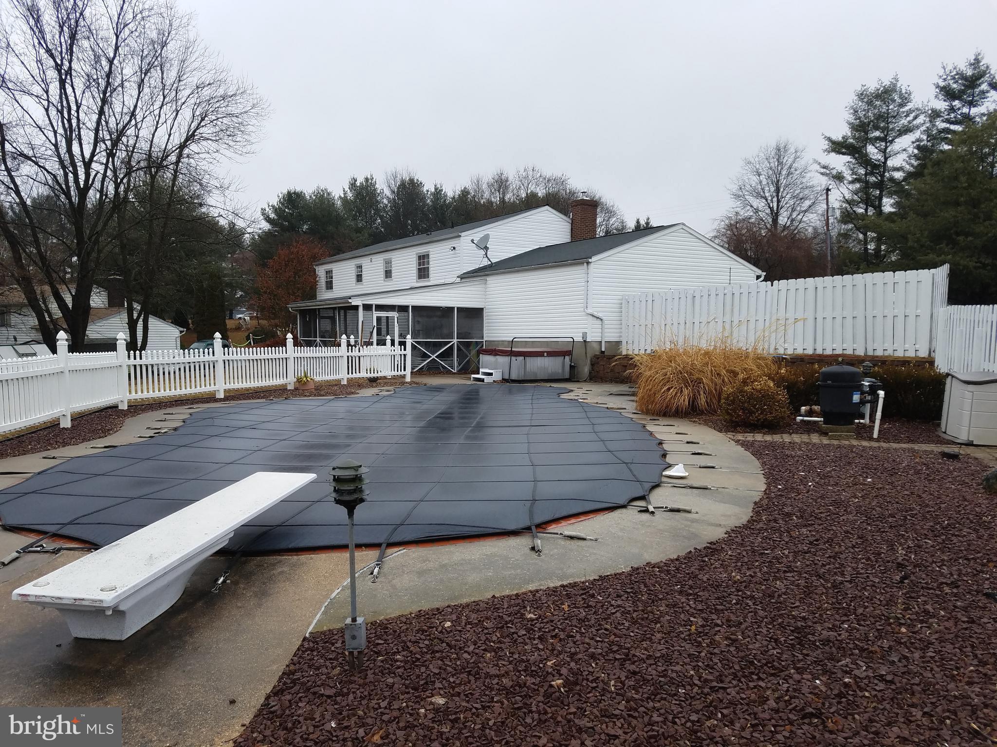 GREENFIELDS - Residential