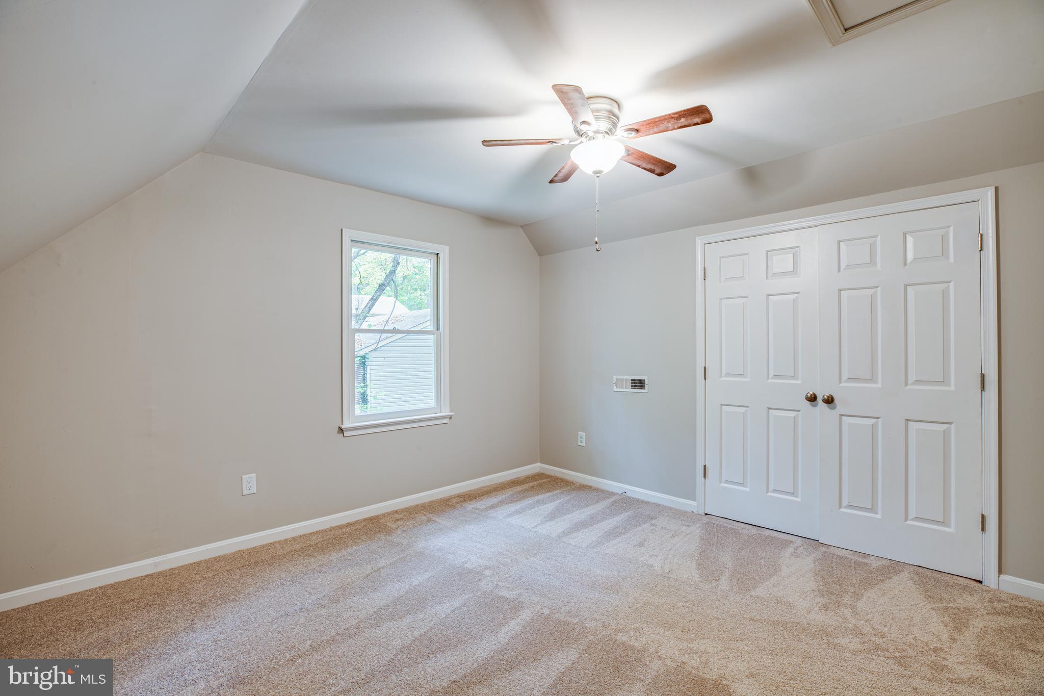 LAKE WILDERNESS - Residential