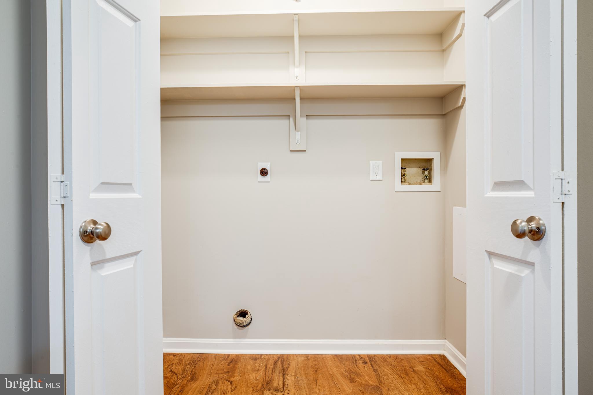 LAKE WILDERNESS - Residential