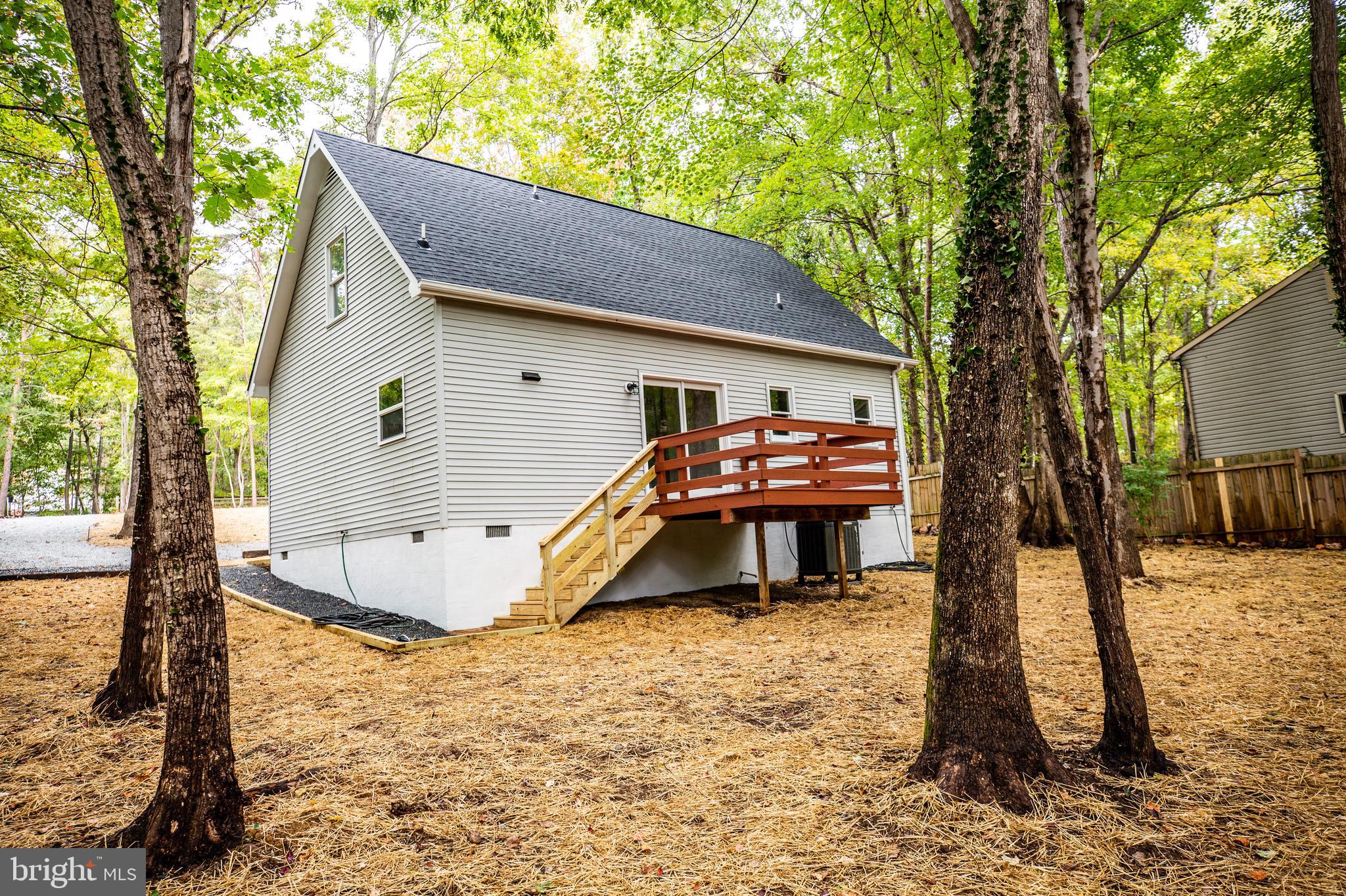 LAKE WILDERNESS - Residential