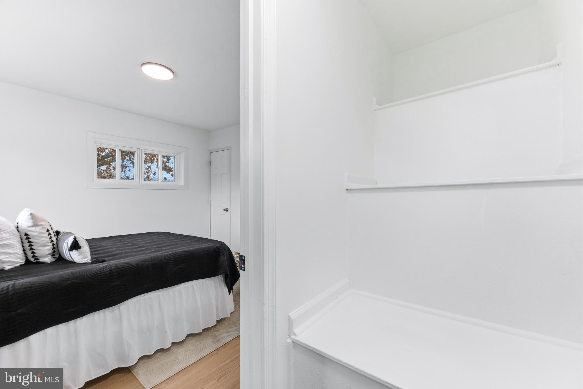 BRENTWOOD - Residential