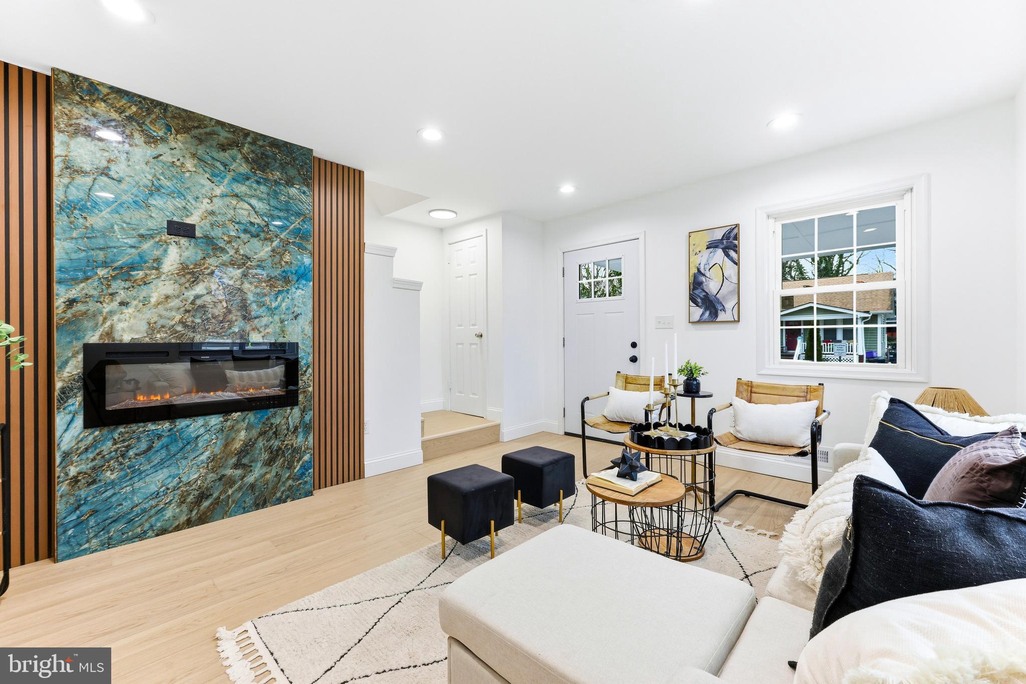 BRENTWOOD - Residential