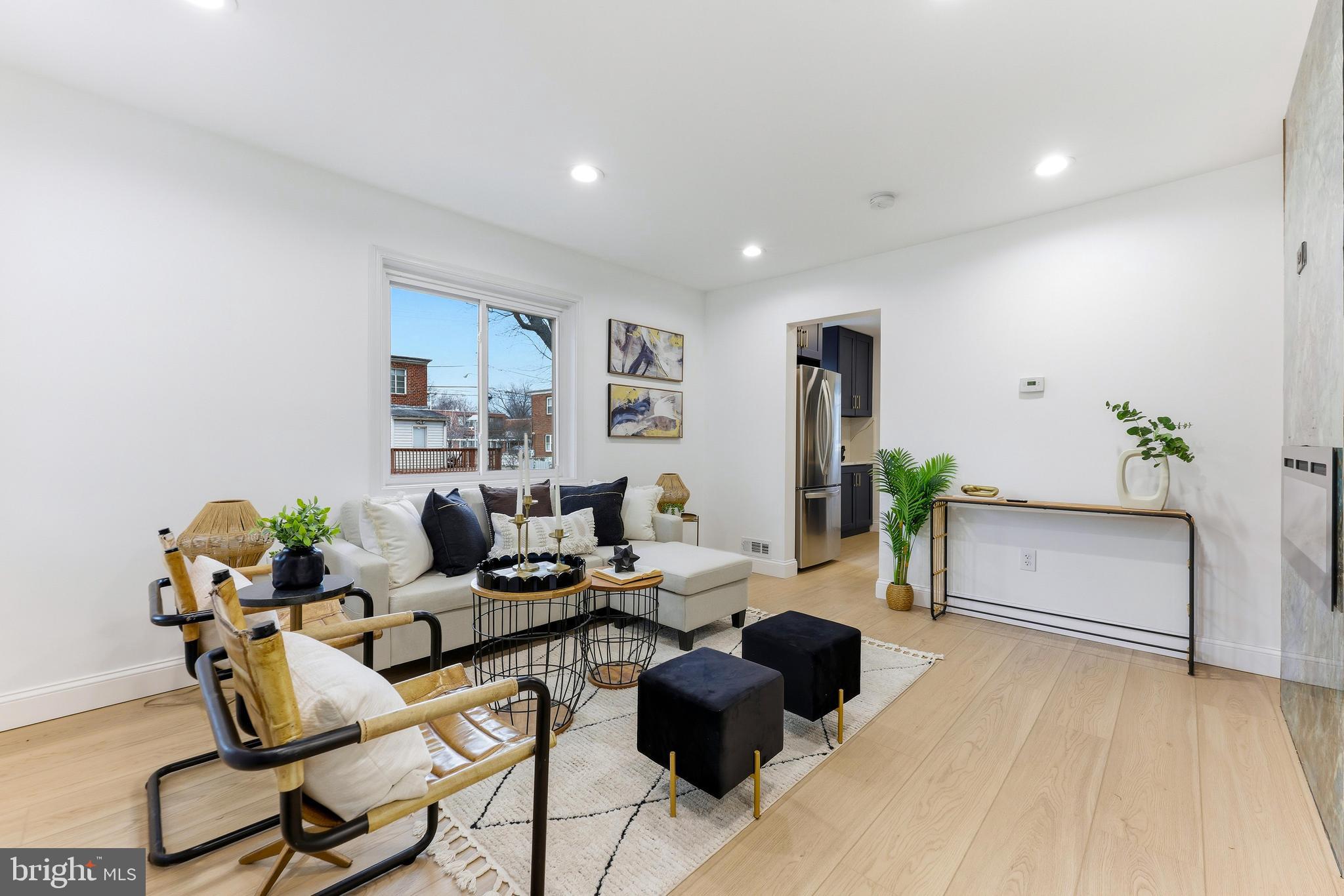 BRENTWOOD - Residential