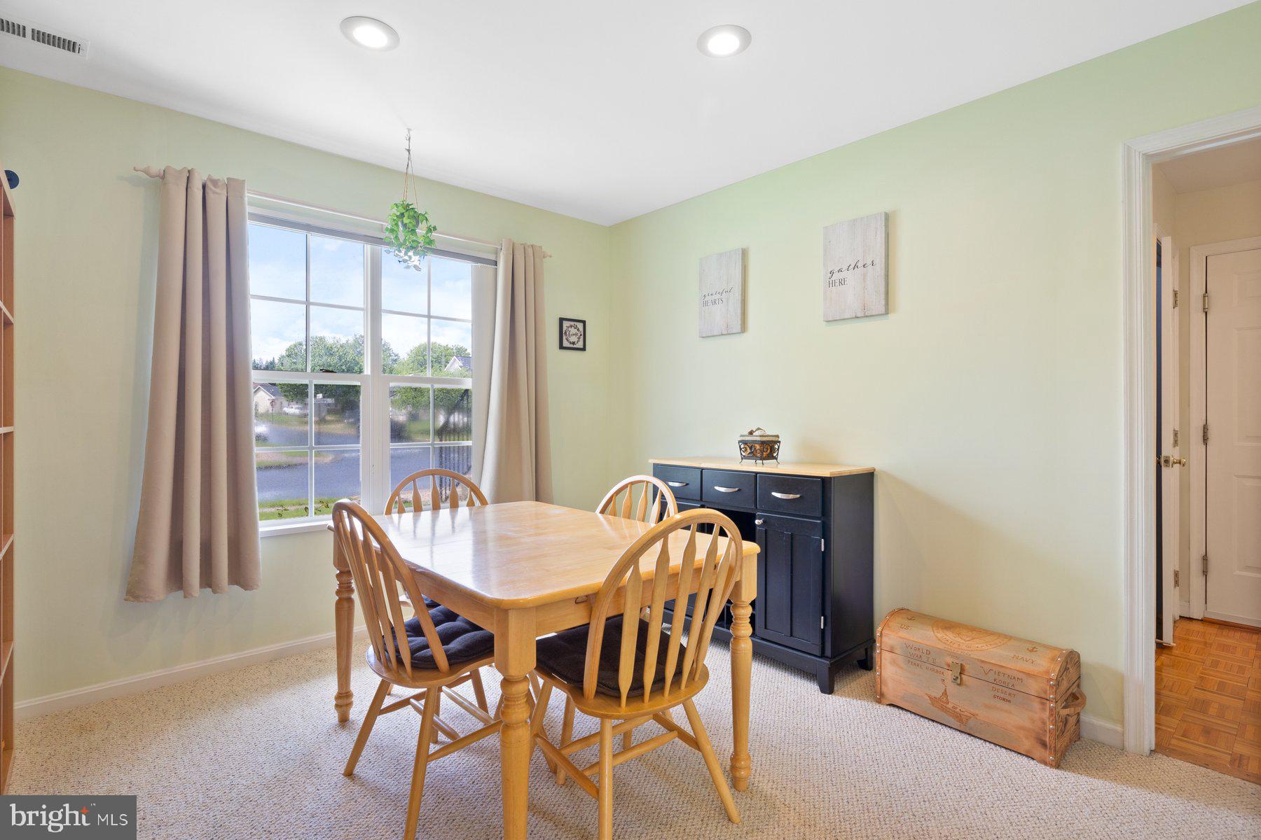 LAKE COVENTRY - Residential