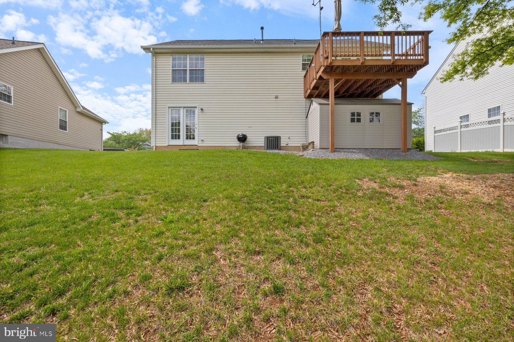 LAKE COVENTRY - Residential