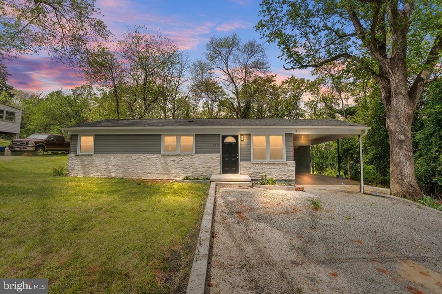 Discover a fantastic opportunity in the heart of Orange, VA! This charming fully renovated 3-bedroom, 1-bath home, is full of potential for its next owner. Perfectly situated near downtown, you'll have easy access to local shops, dining, and community events. Enjoy the warmth of small-town living with all the conveniences just minutes away. Make this home your own and take advantage of everything this vibrant area has to offer!