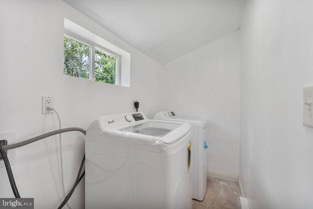 CRESTVIEW - Residential