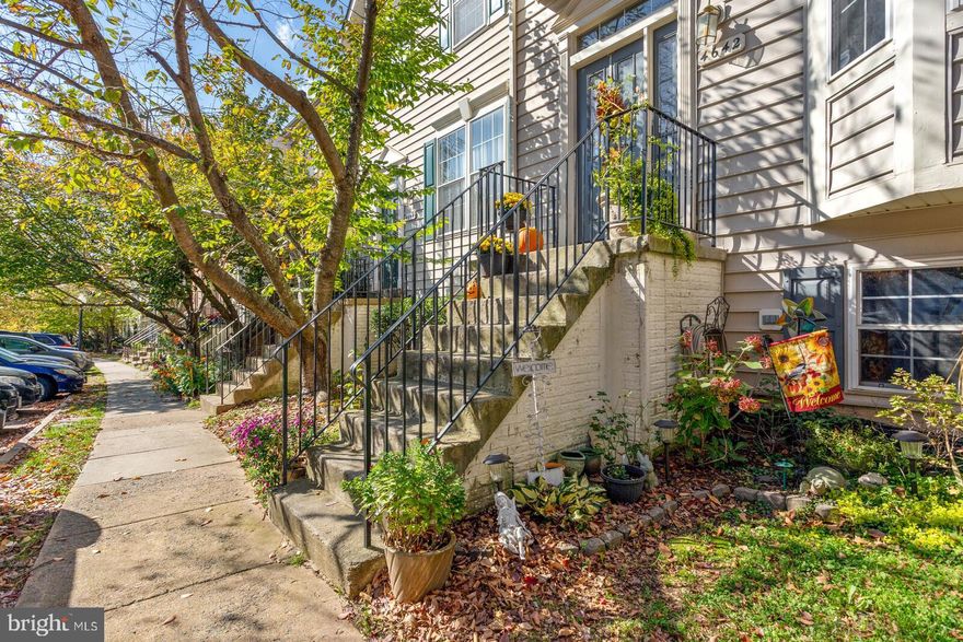 LOCATION, Beautiful 4 bedroom 3.5 bath townhouse in popular Walney Village subdivision.  The upstairs carpet will be steam cleaned and restretched. The home features 3 Level bump-outs,  bright hardwood floors on the main level and stairs, New roof, Nicely painted throughout, a gas fireplace,  access to the deck from the main level.  Gourmet kitchen with a center kitchen island,  granite countertops,  beautifully tiled backsplash, all stainless steel appliances.  Luxury MBR suite & bath w/ Skylight,  Beautifully tiled bathrooms with granite vanities.  The location is great with easy access to 28, 66, 50, and Dulles toll road.  Minutes from Wegmans and Costco shopping centers that include many good restaurants. PLEASE WEAR A FACE MASK WHEN INSIDE THE HOME,  Rent will be $2,550 with pets