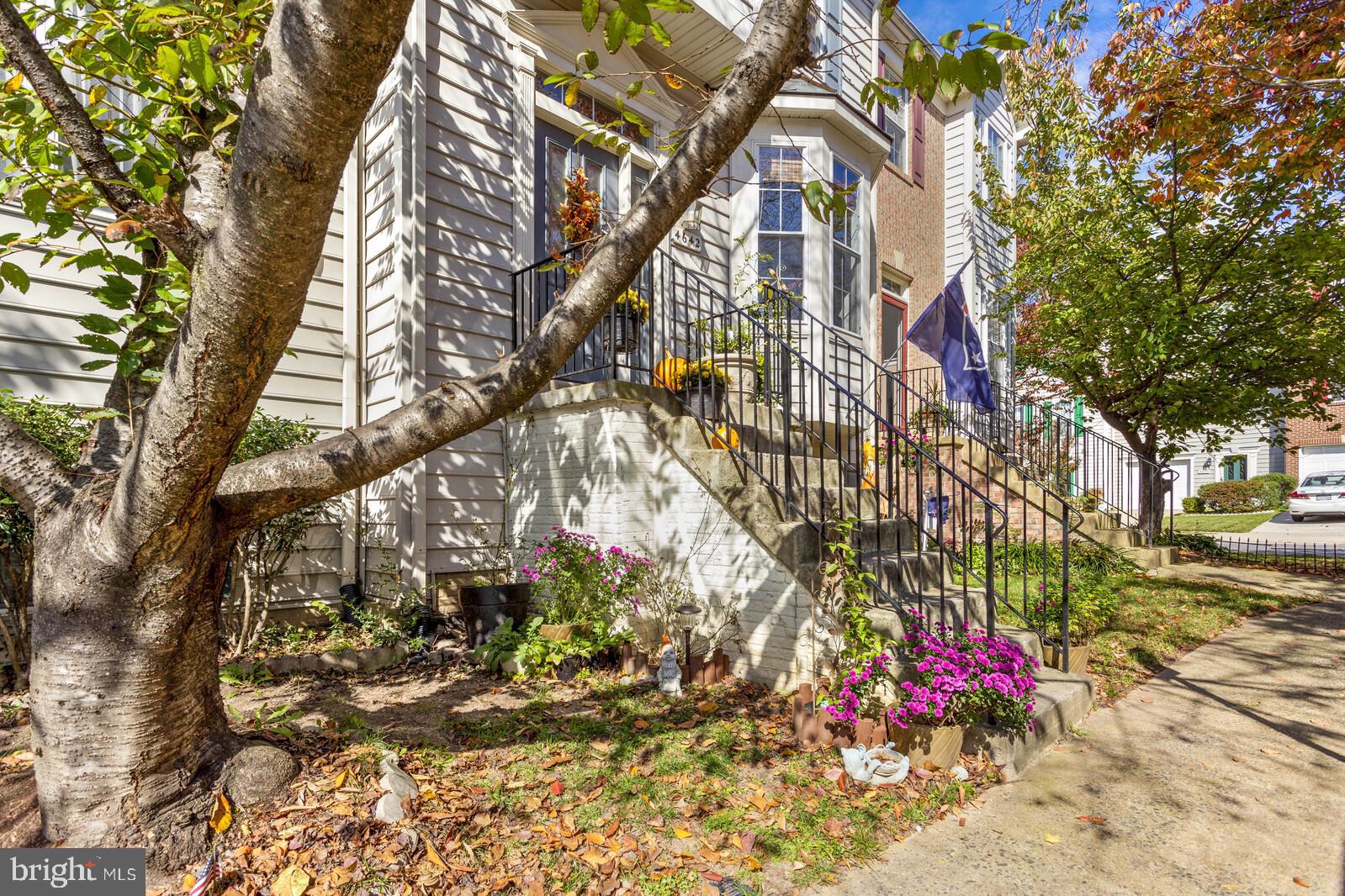 WALNEY VILLAGE - Residential Lease