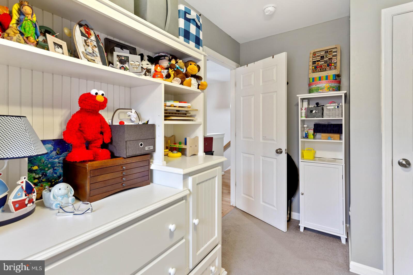 WALNEY VILLAGE - Residential Lease