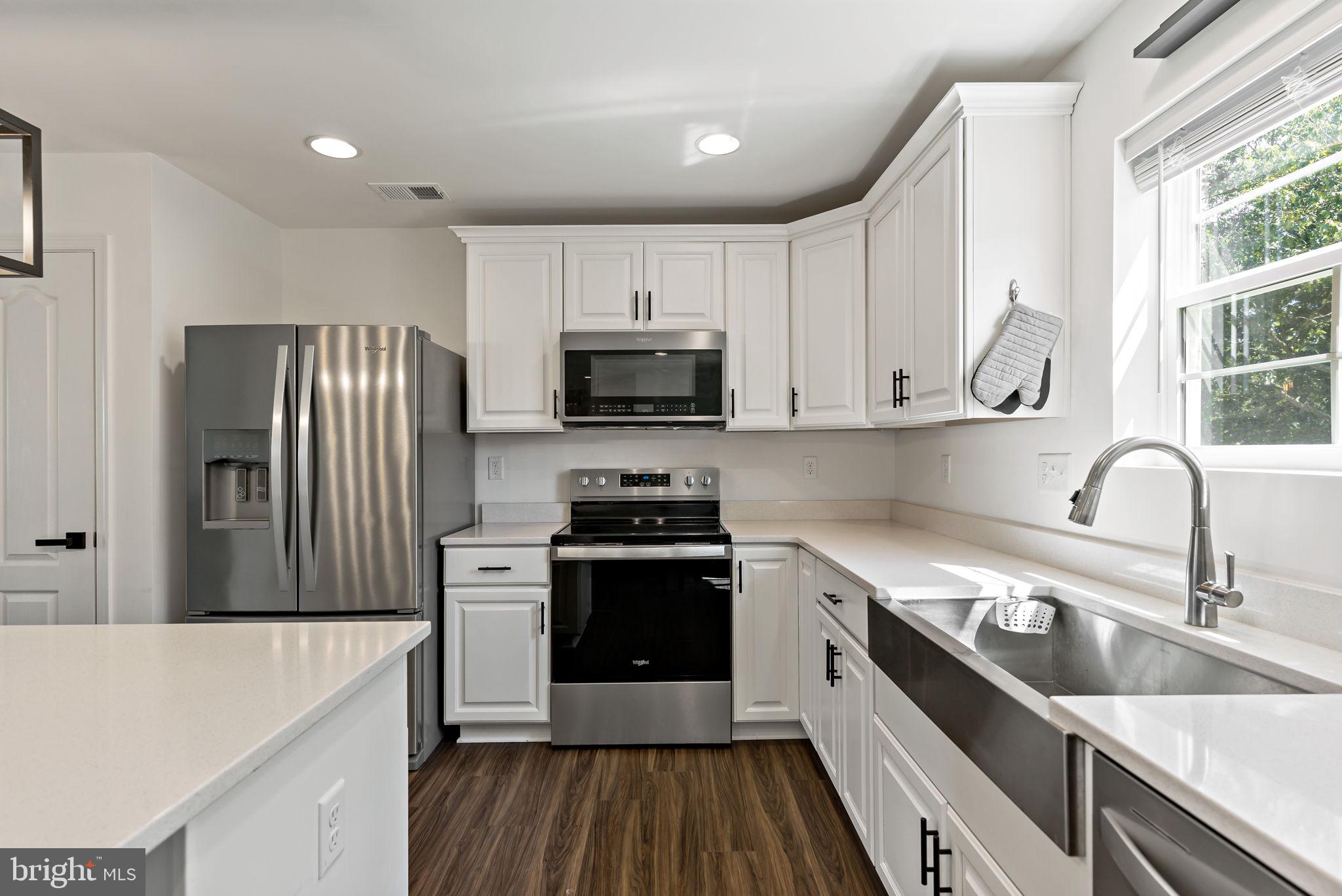 MORNING DOVE ESTATES - Residential