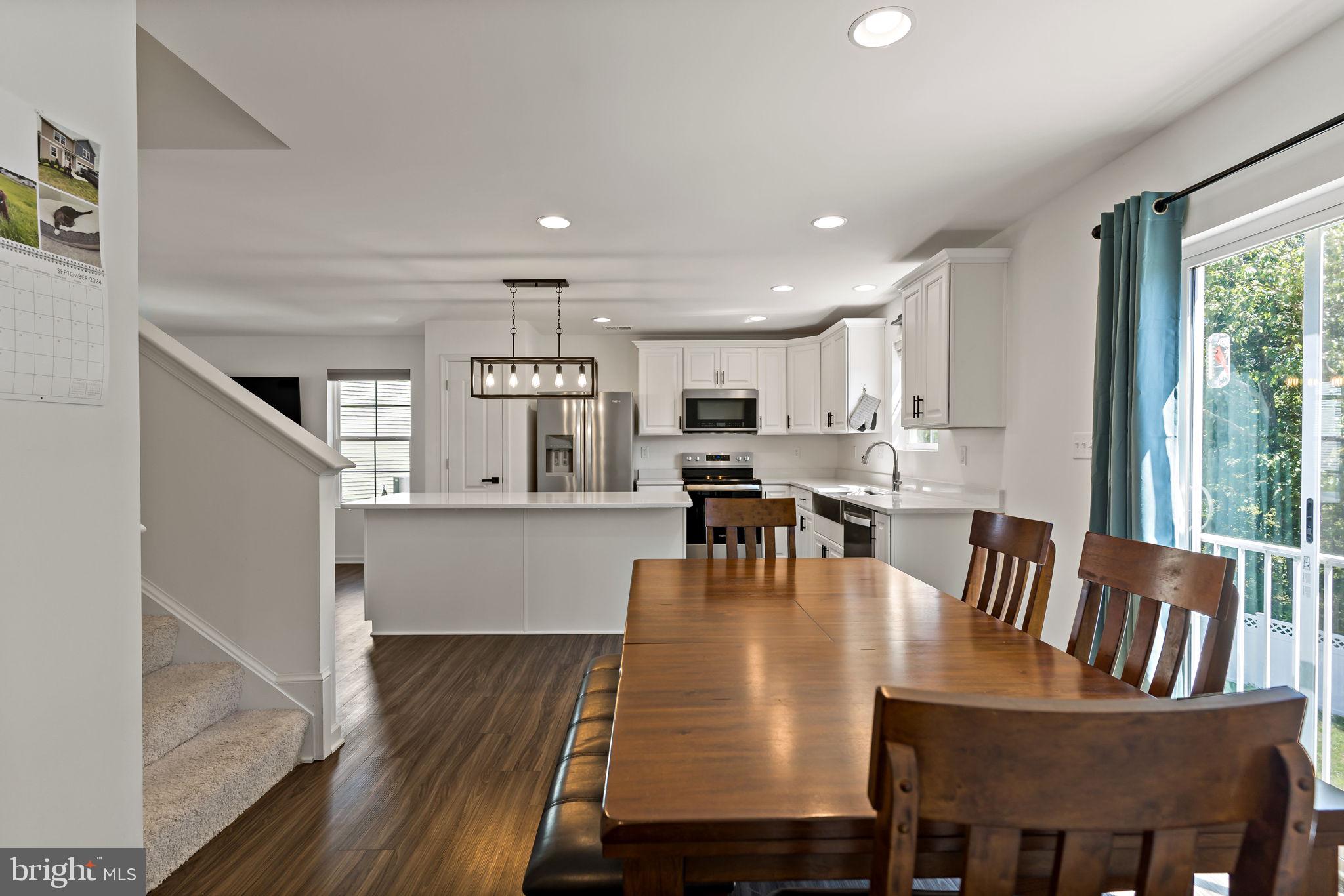 MORNING DOVE ESTATES - Residential