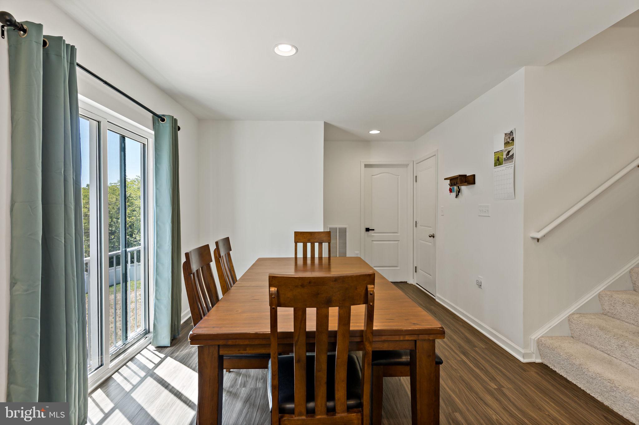 MORNING DOVE ESTATES - Residential