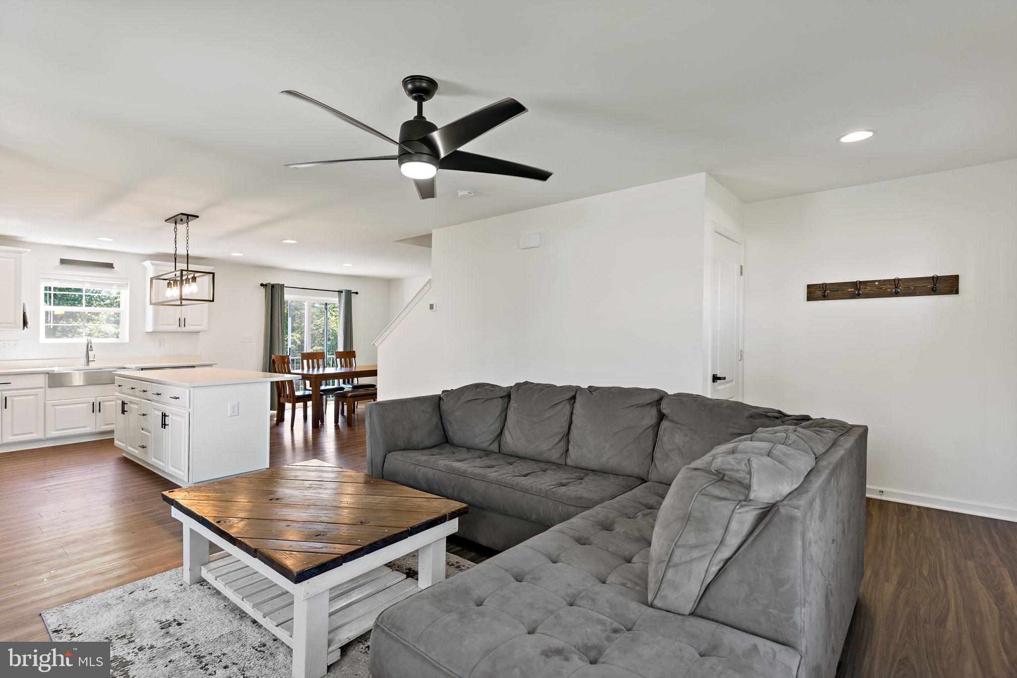 MORNING DOVE ESTATES - Residential