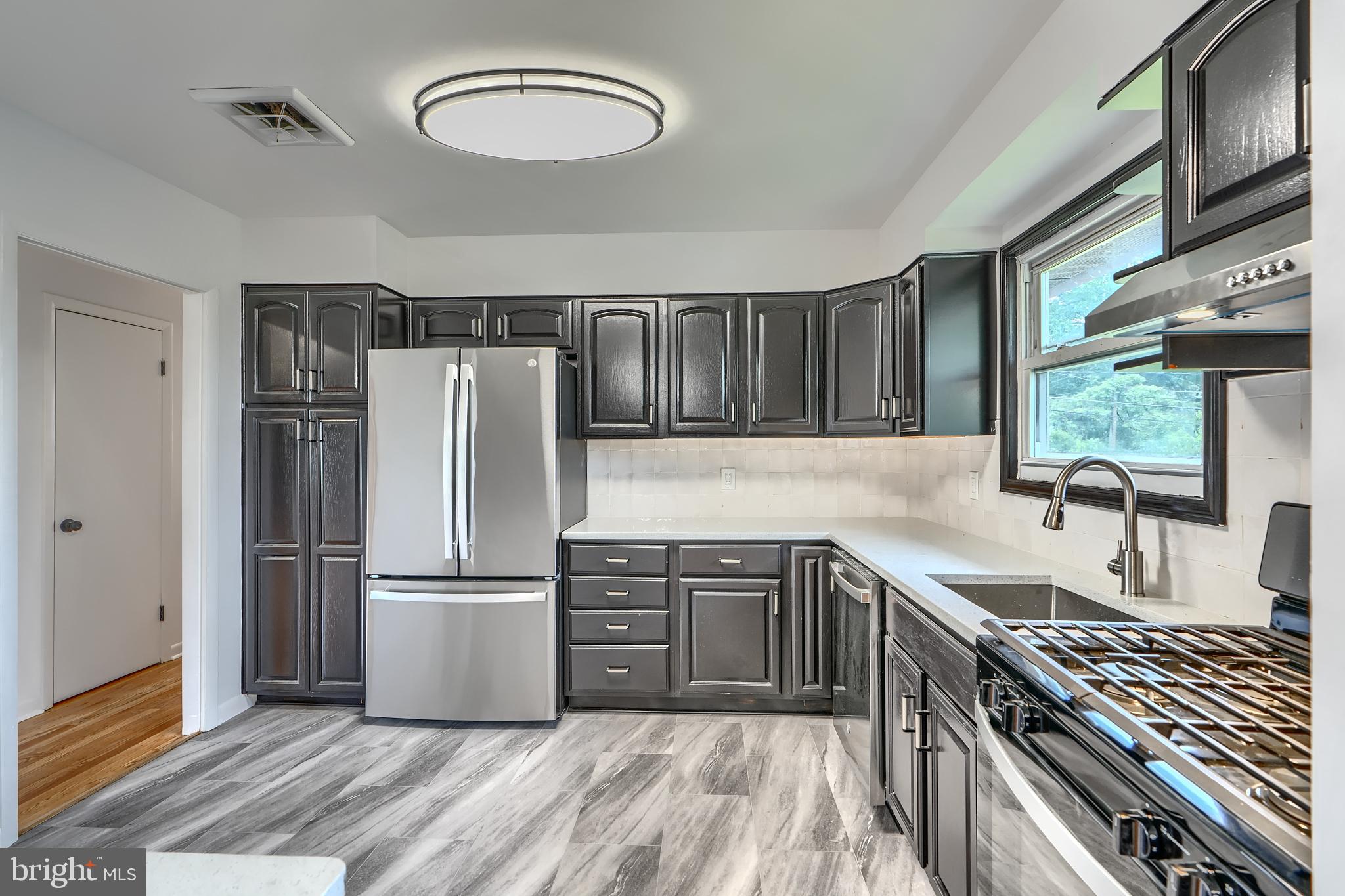 HIGH POINT - Residential