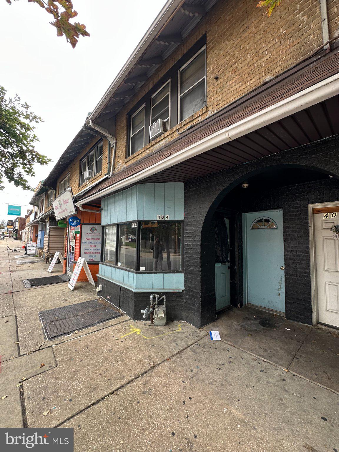 404 LONG LANE