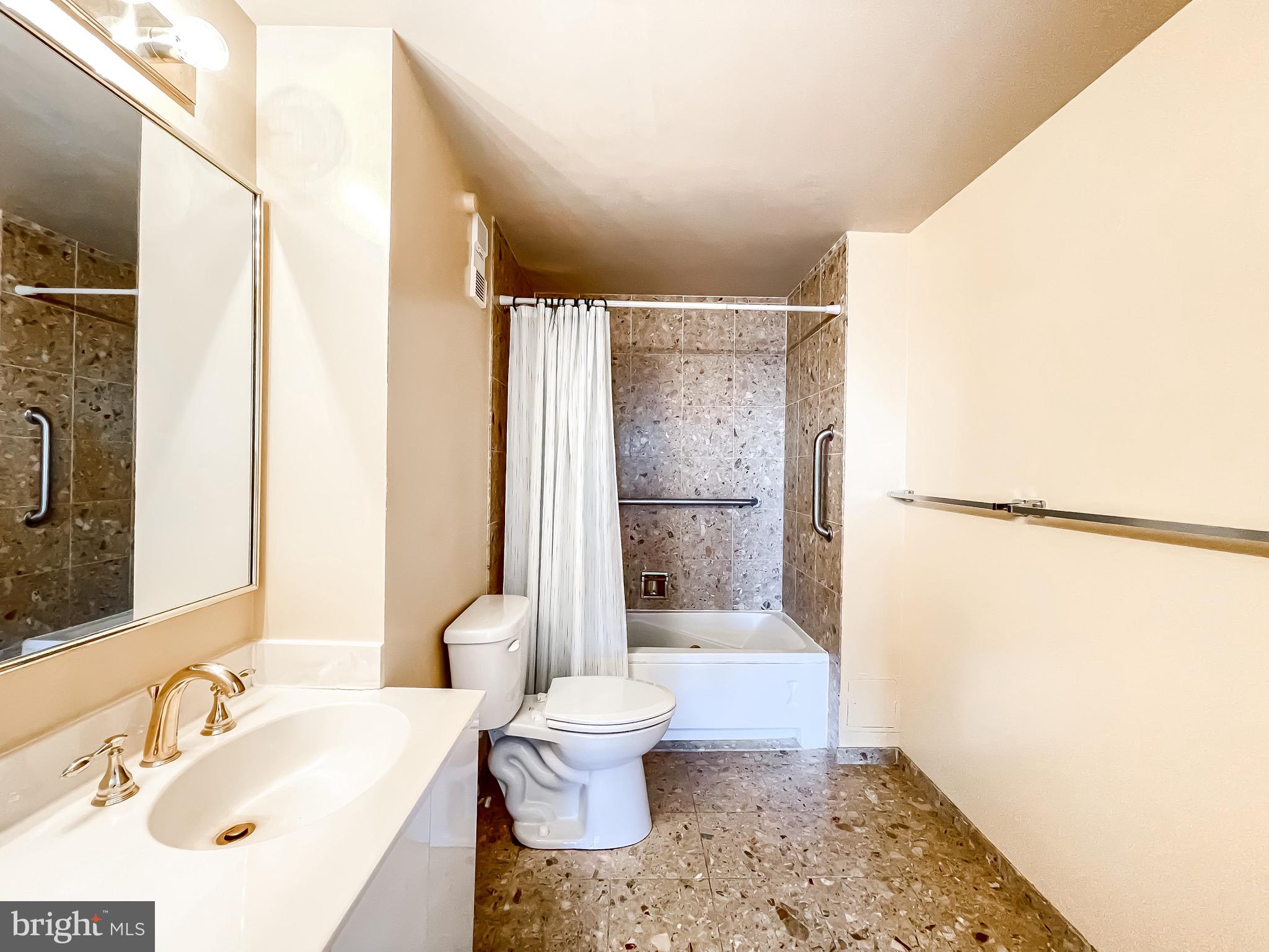 INNER HARBOR - Residential