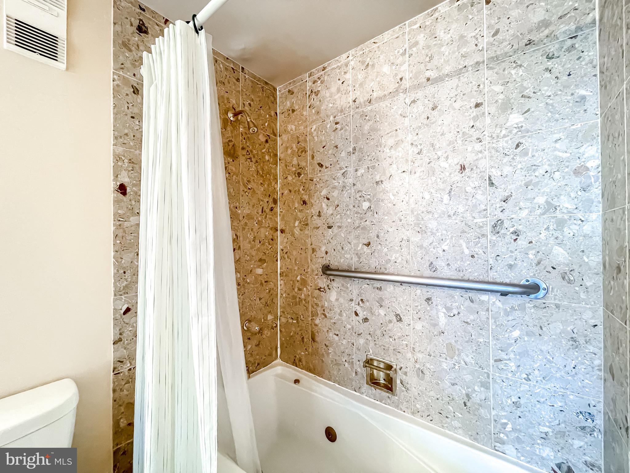 INNER HARBOR - Residential