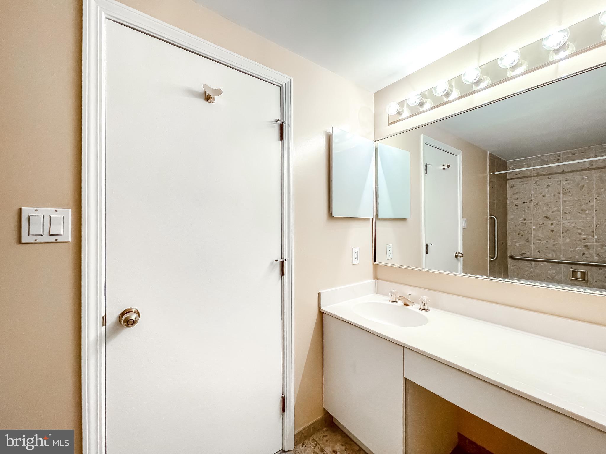 INNER HARBOR - Residential