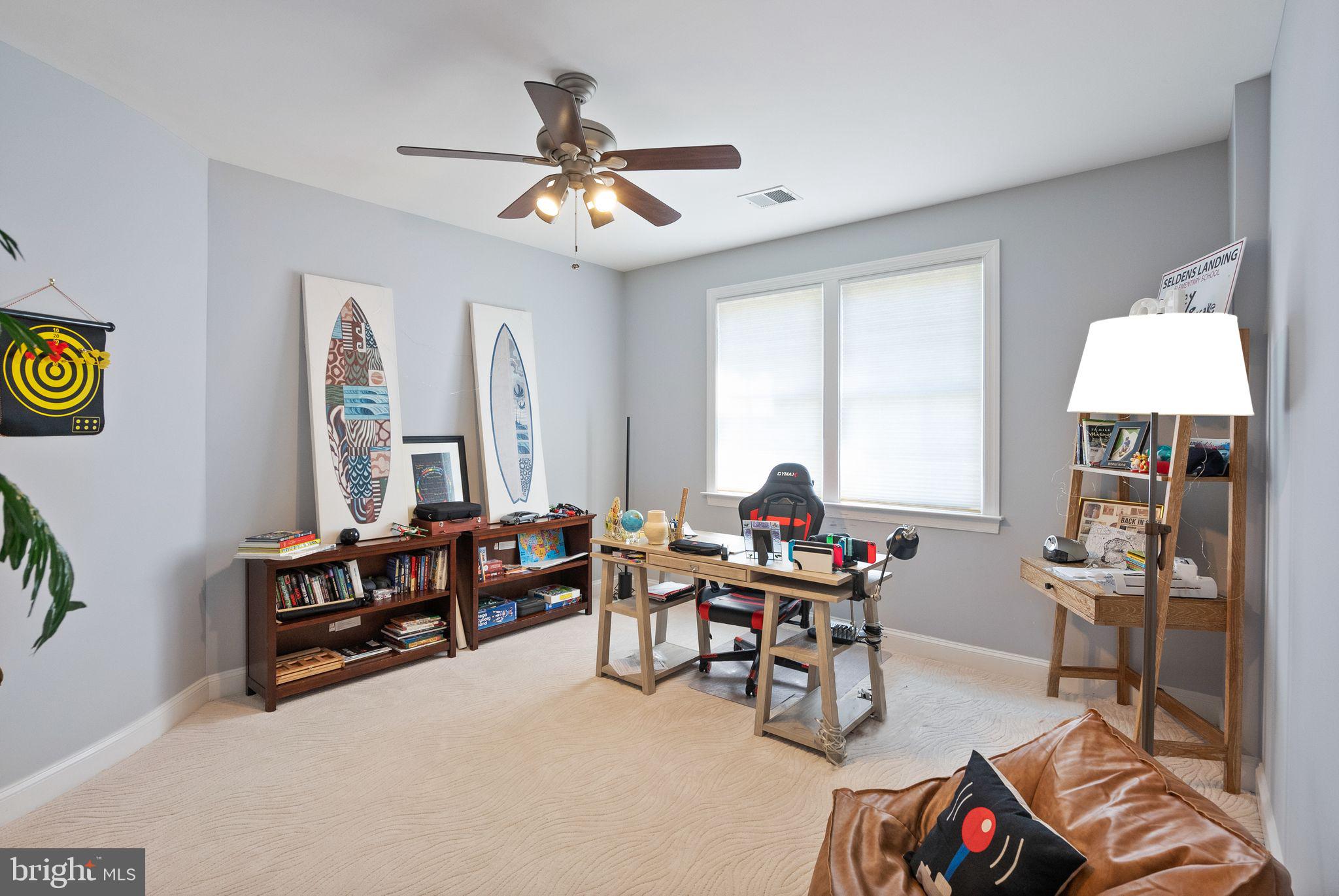 LANSDOWNE ON THE POTOMAC - Residential