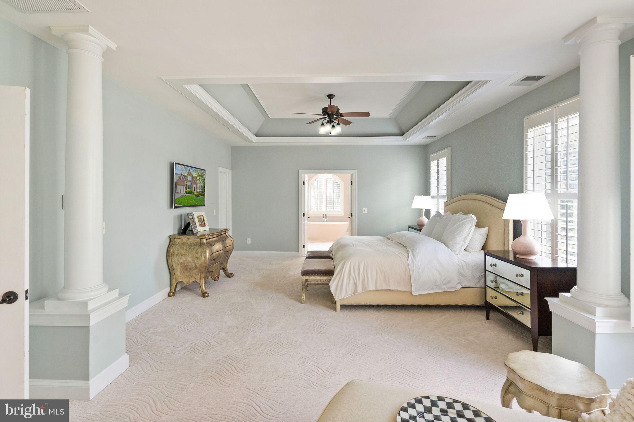 LANSDOWNE ON THE POTOMAC - Residential