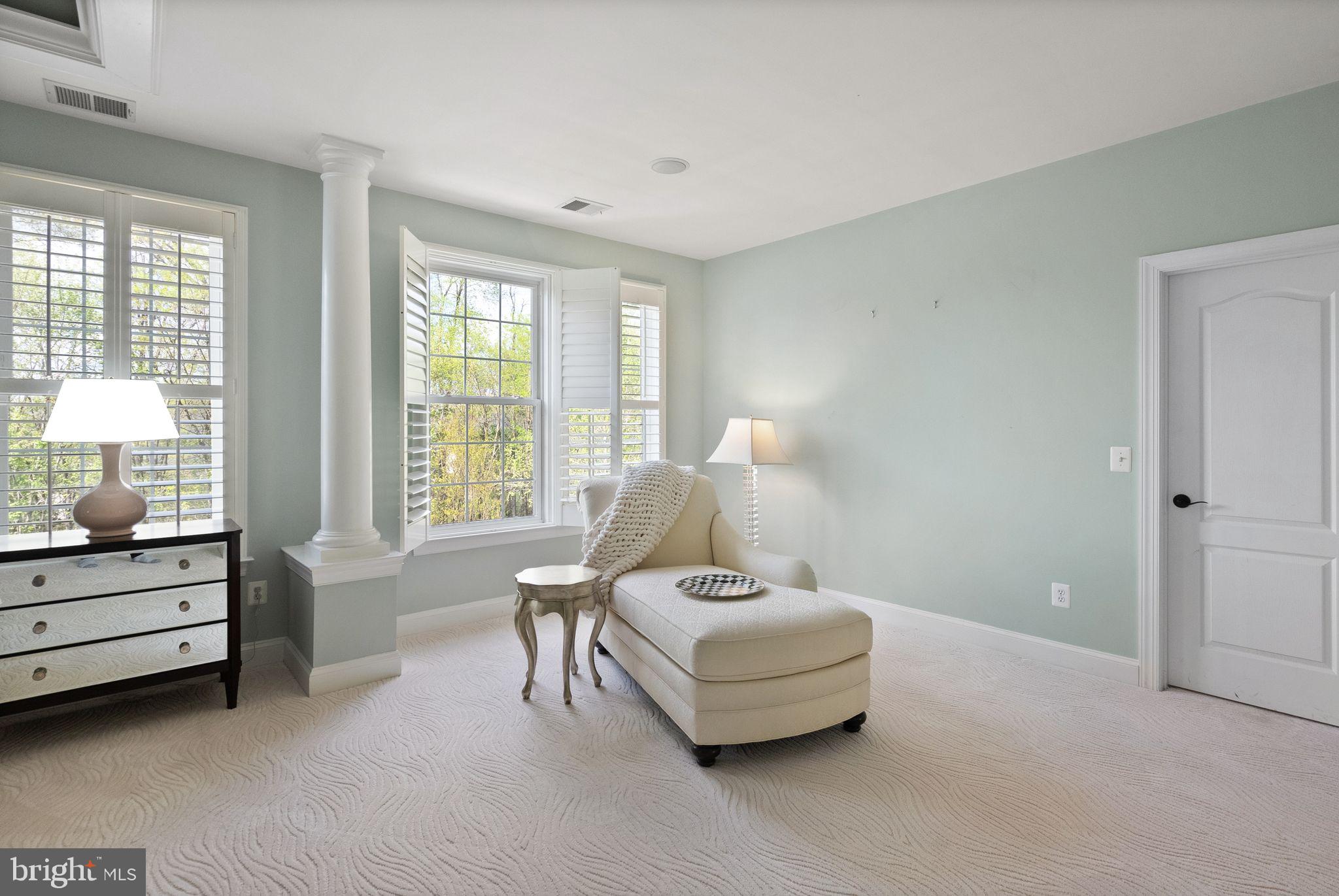 LANSDOWNE ON THE POTOMAC - Residential