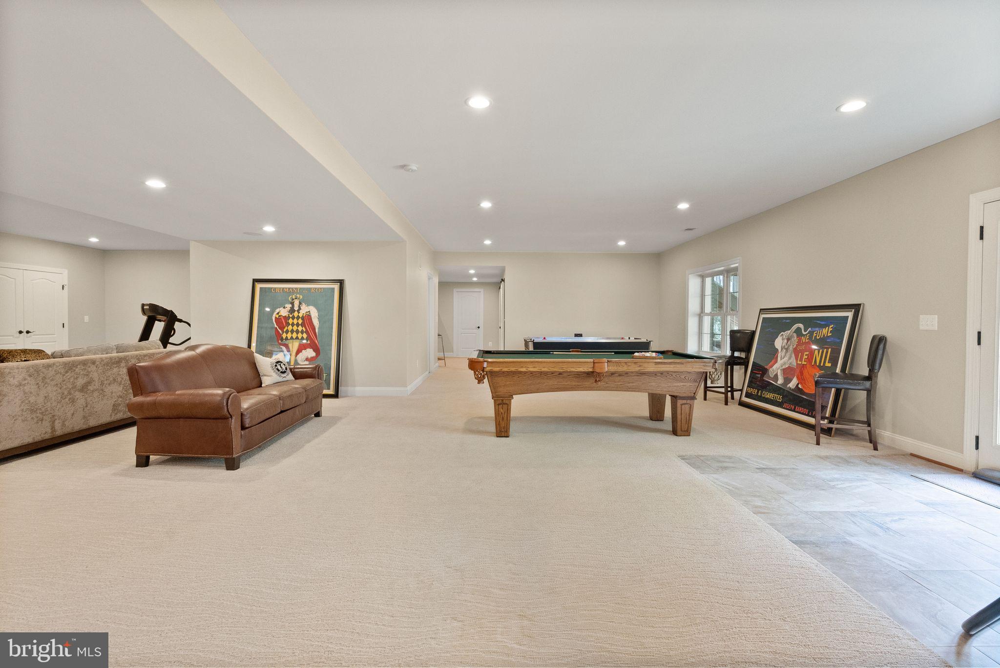 LANSDOWNE ON THE POTOMAC - Residential