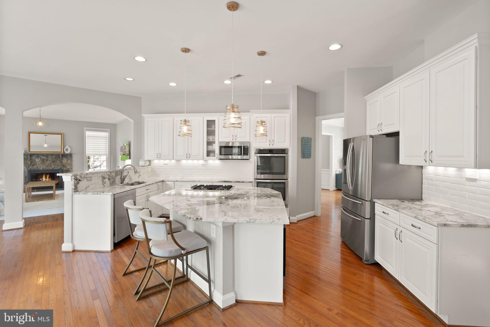 LANSDOWNE ON THE POTOMAC - Residential