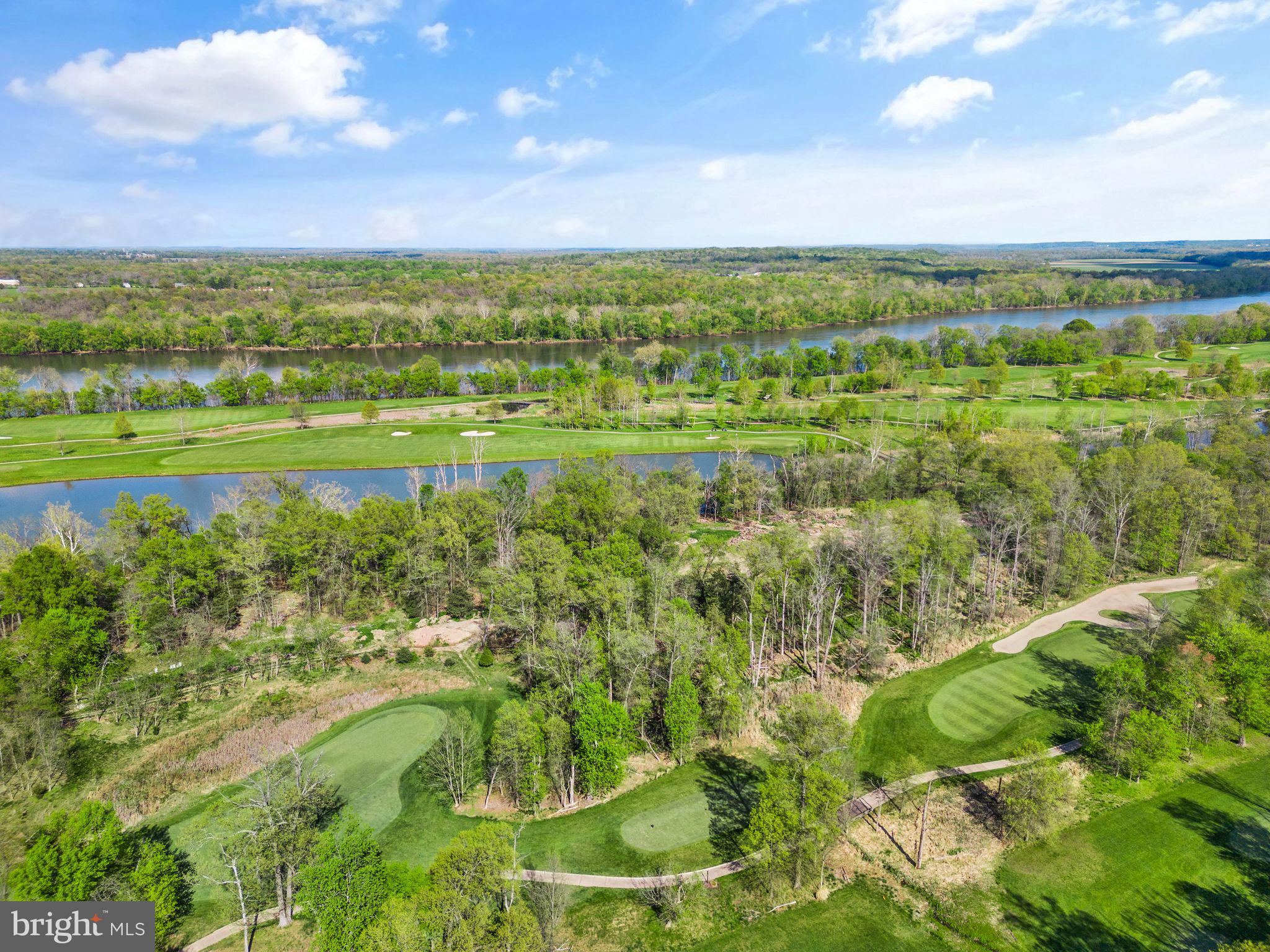 LANSDOWNE ON THE POTOMAC - Residential